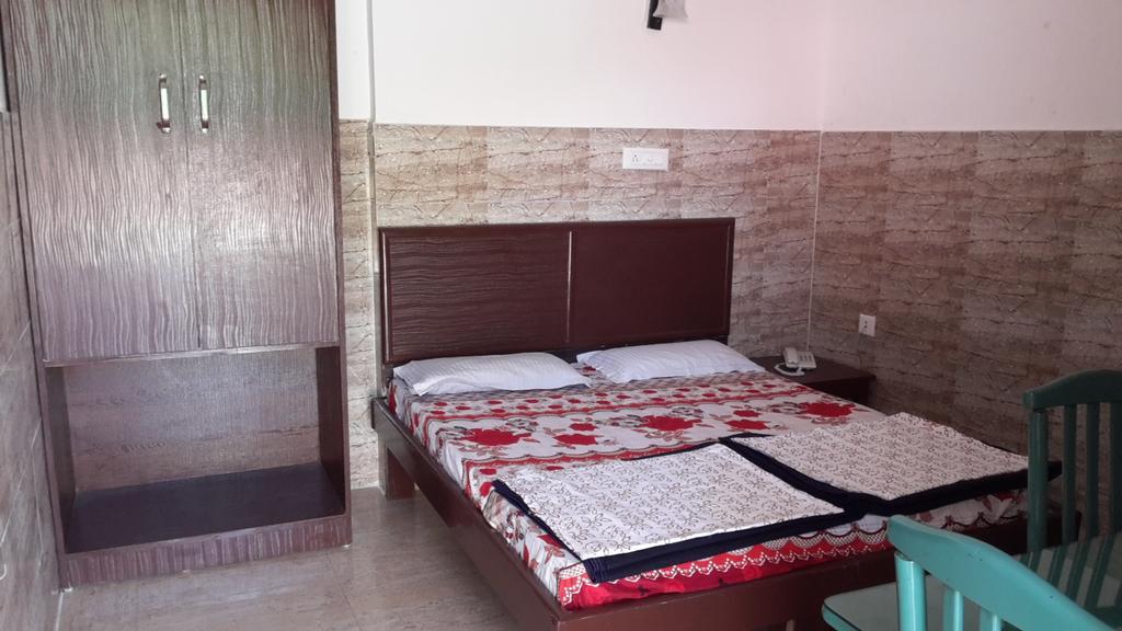 Jeraths Villa Bed And Breakfast Delhi  Exteriör bild