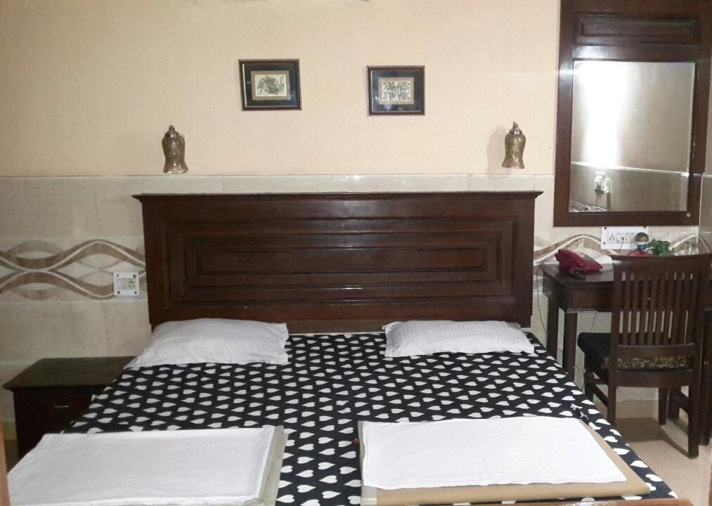 Jeraths Villa Bed And Breakfast Delhi  Exteriör bild